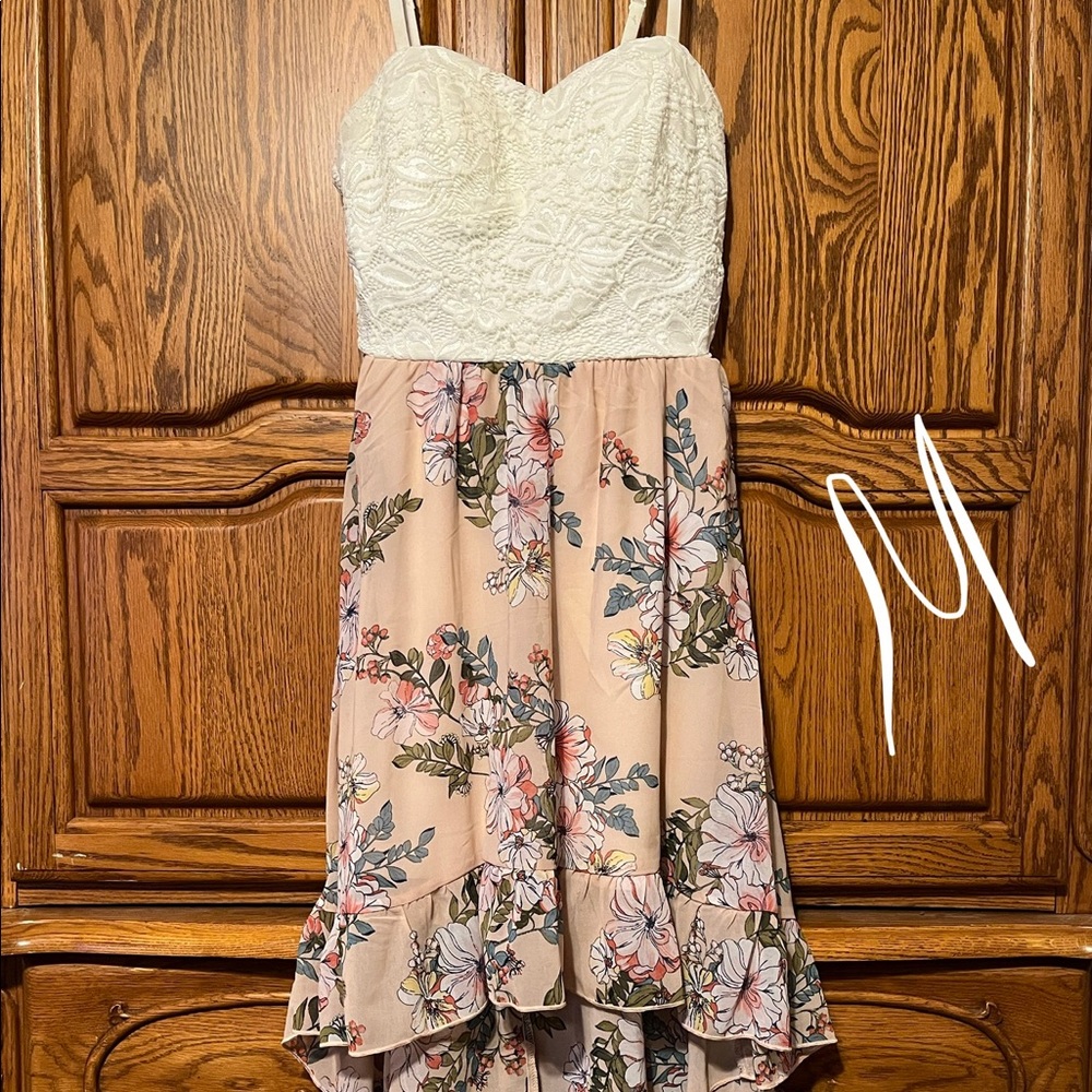 Strappy maxi dress